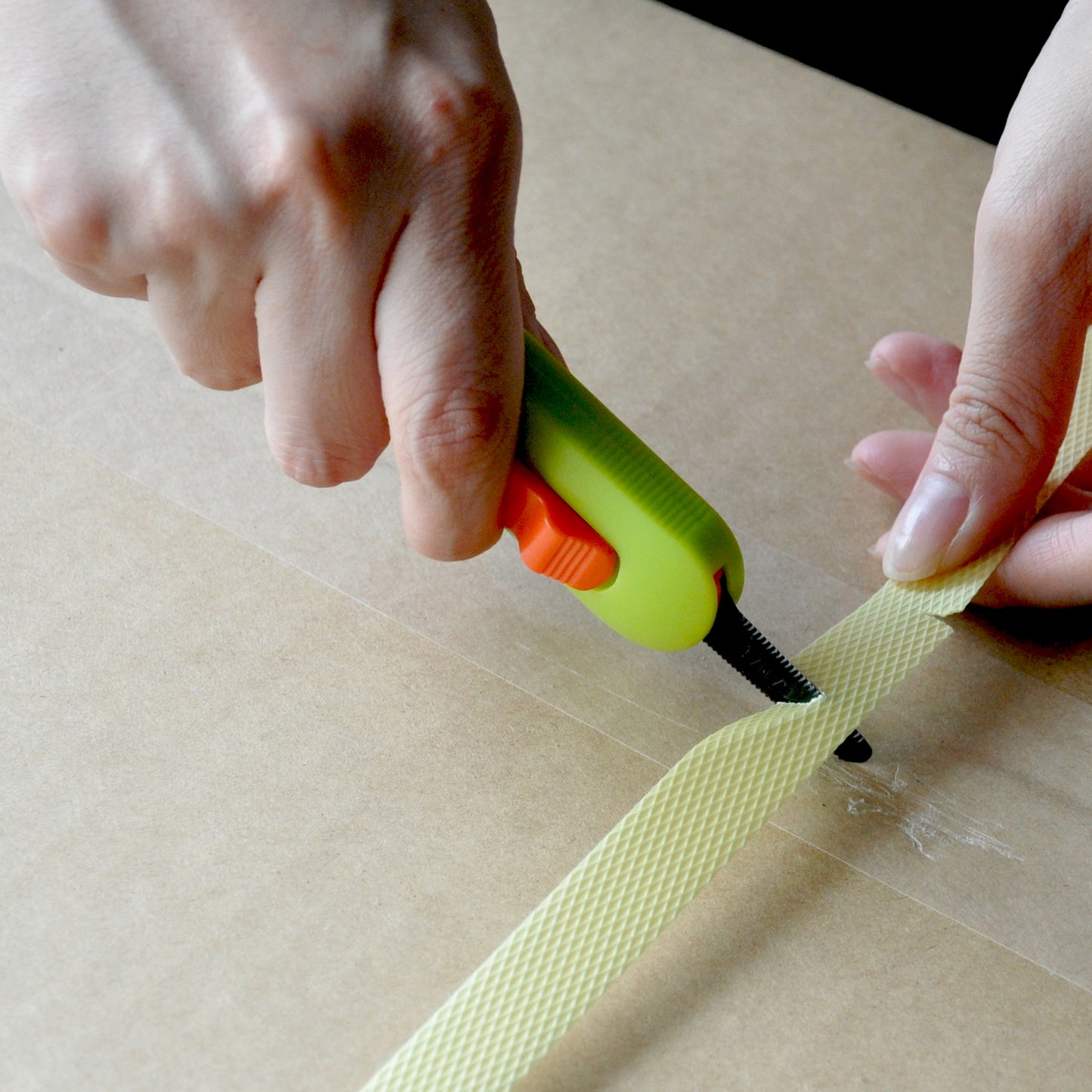 Box Cutter Easy-Lock 1'' Blade