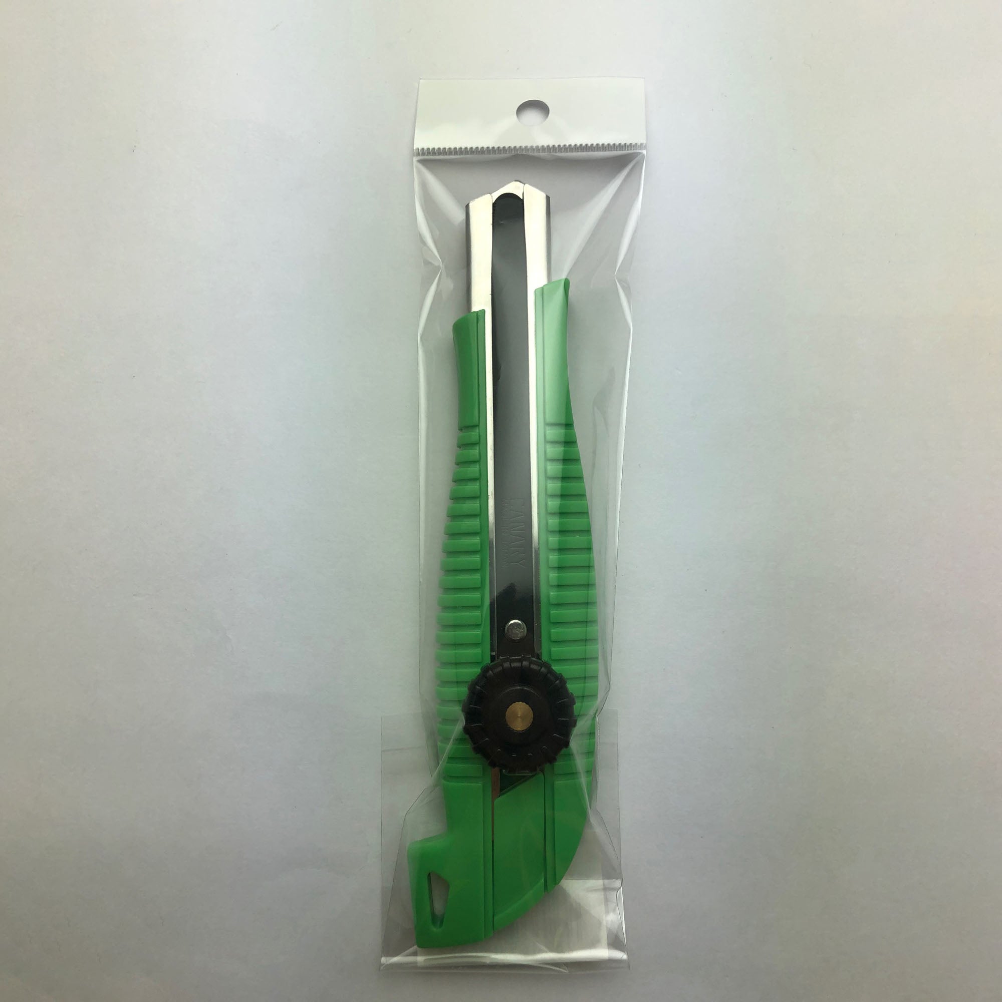 Box Cutter Ratchet-Lock Heavy-Duty 3