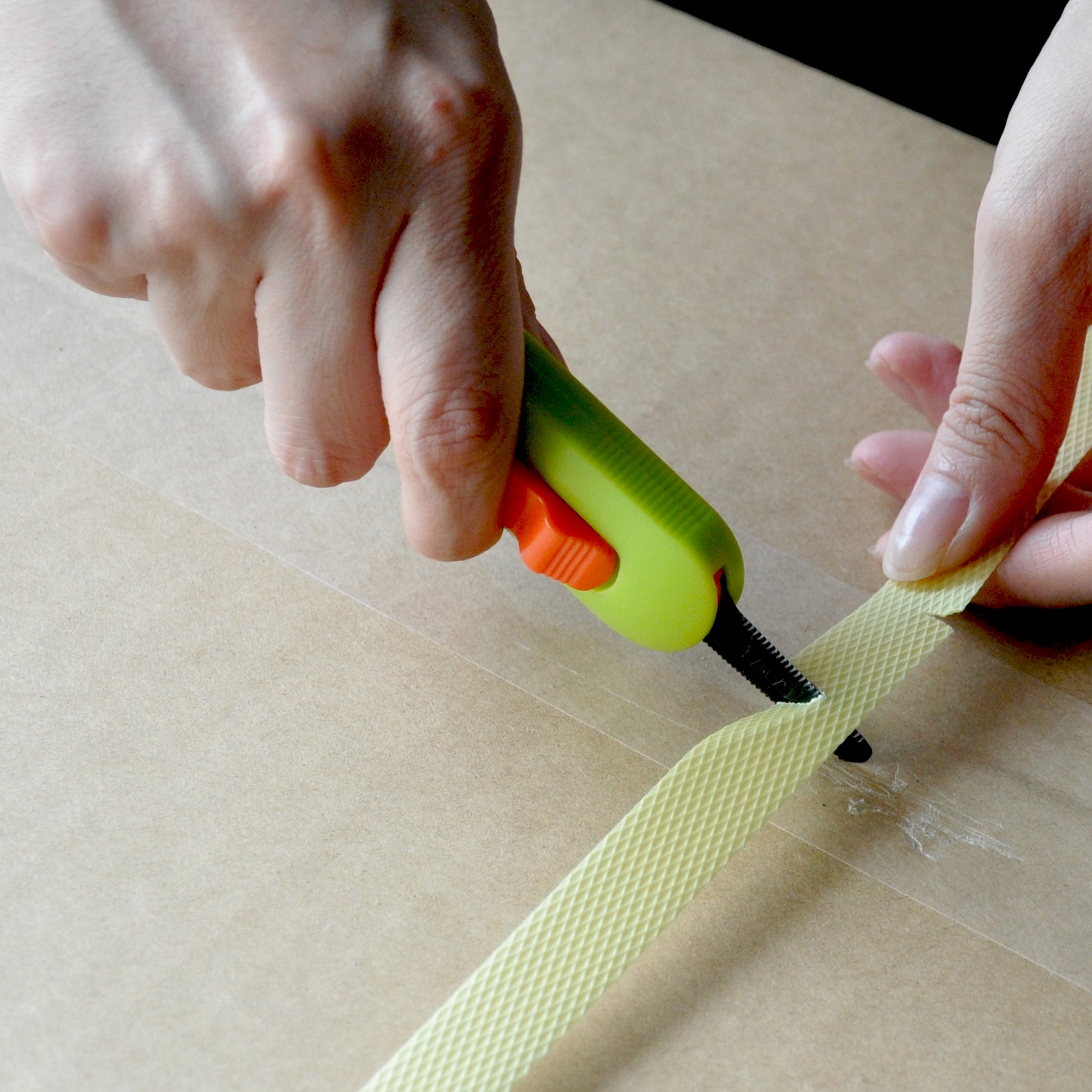 Box Cutter Easy-Lock 1'' Blade